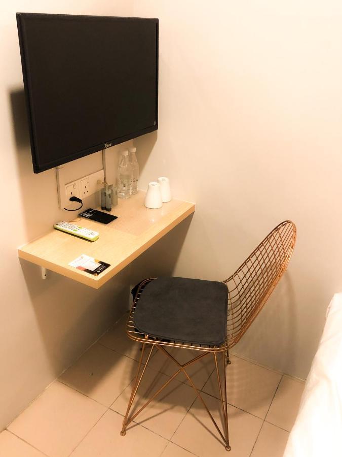 ホテル Hako Xpress Skudai Baru ジョホールバル エクステリア 写真
